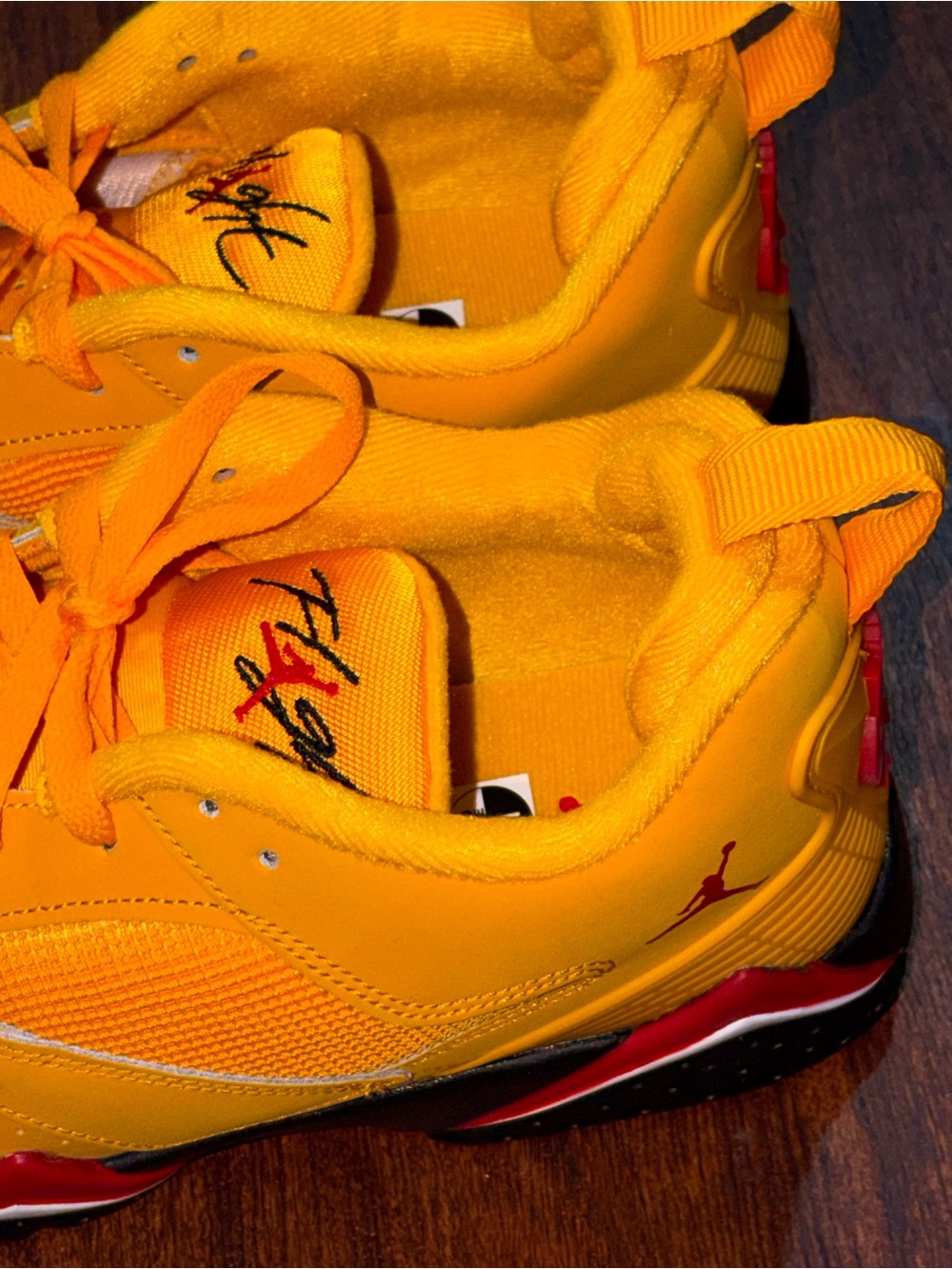 Jordan size 11 - Picture 5 of 13